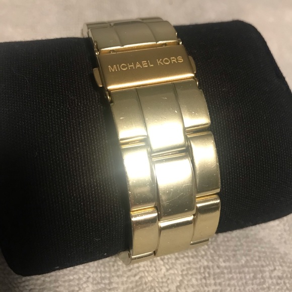 Michael kors watch - Picture 3 of 5